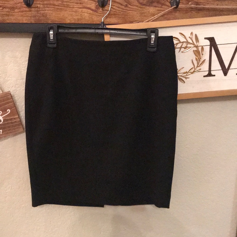 Size 8 Petite Loft Black Pencil Skirt